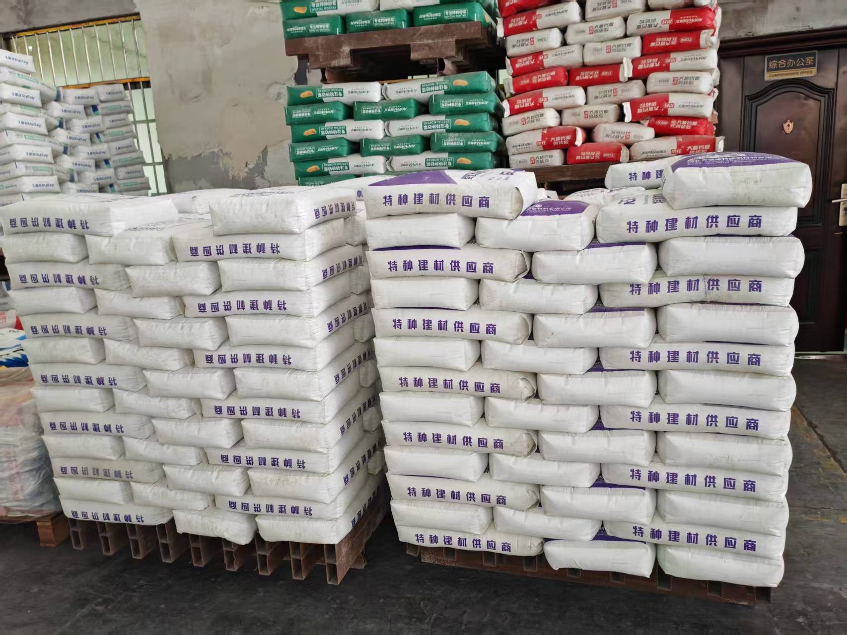 富川拱顶带模注浆料